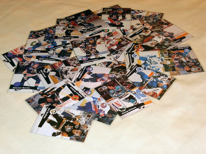 Lot of 100 1991/92 Pro Set Cards Neat Mint Condition