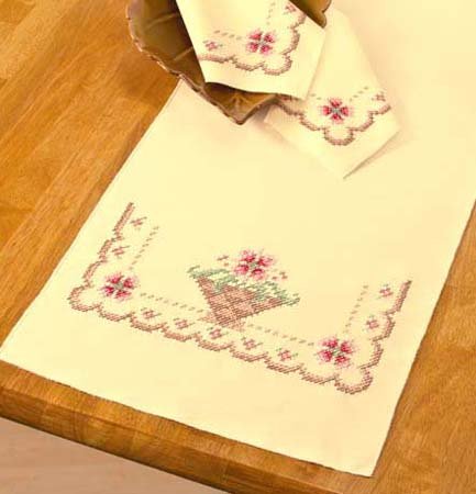 Soft Petals Table Runner & Napkins Cross Stitch Kit 5 Piece Set New