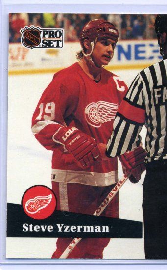 Steve Yzerman 1991/92 Pro Set #62 NHL Hockey Card Near Mint Condition