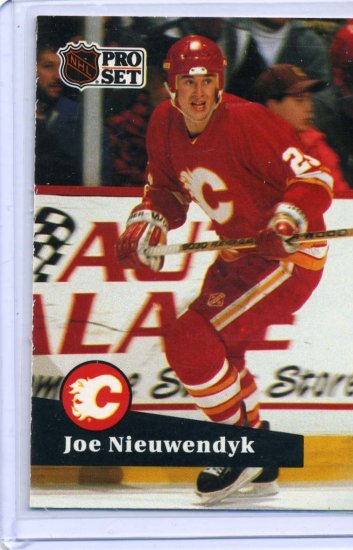 Joe Nieuwendyk 1991/92 Pro Set #29 NHL Hockey Card Near Mint Condition