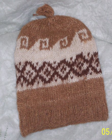 100% Alpaca Hand-knitted Cap "Geometric"