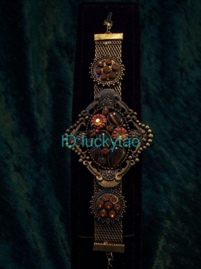 stunning exquisite beautiful beads bracelet