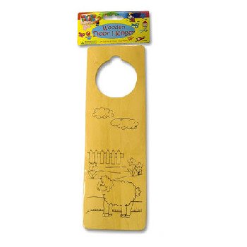 Wholesale WOODEN DOOR HANGER W/MKRS