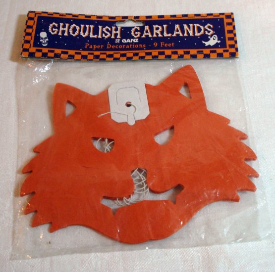 Ghoulish Garlands 9 foot cat cutout vintage in package cm1060