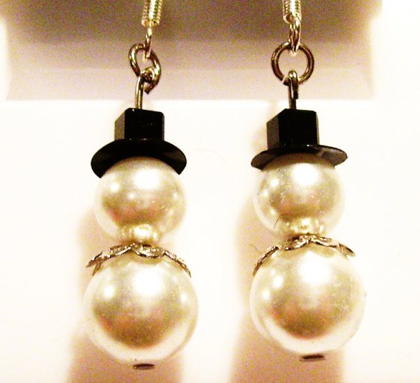 Pearl Snowmen - Silver (Sterling Earwire)