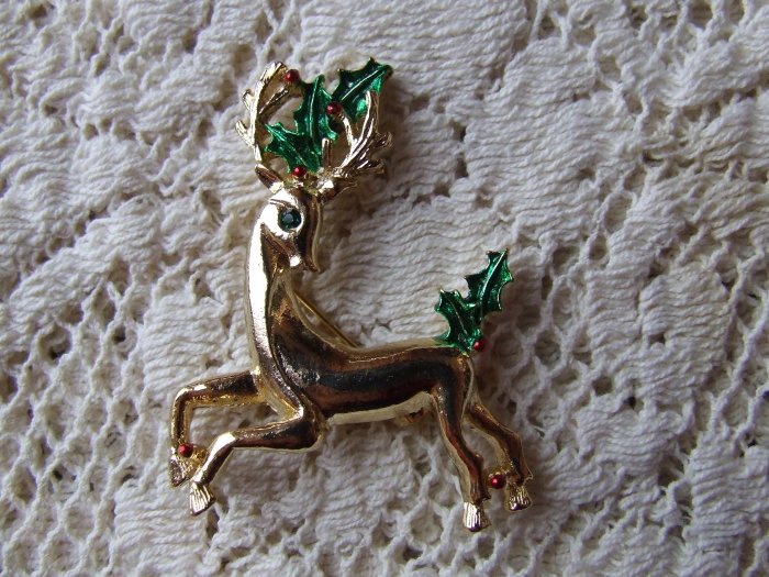 Pin GERRY'S Holiday Christmas Reindeer