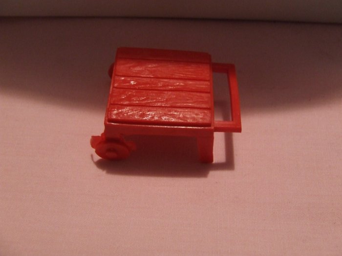 Dollhouse Furniture Molded red plastic patio cart $4.10 shipping included