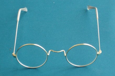 426 Round Santa Glasses