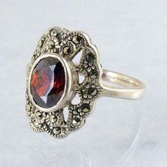 Genuine Garnet & Marcasite Ring Sz 8