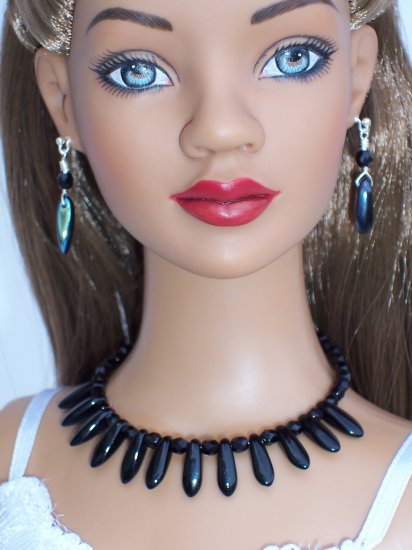 Reversible Black Daggers- Fashion Doll Jewelry