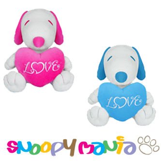 Snoopy Hugging LOVE heart Plush doll