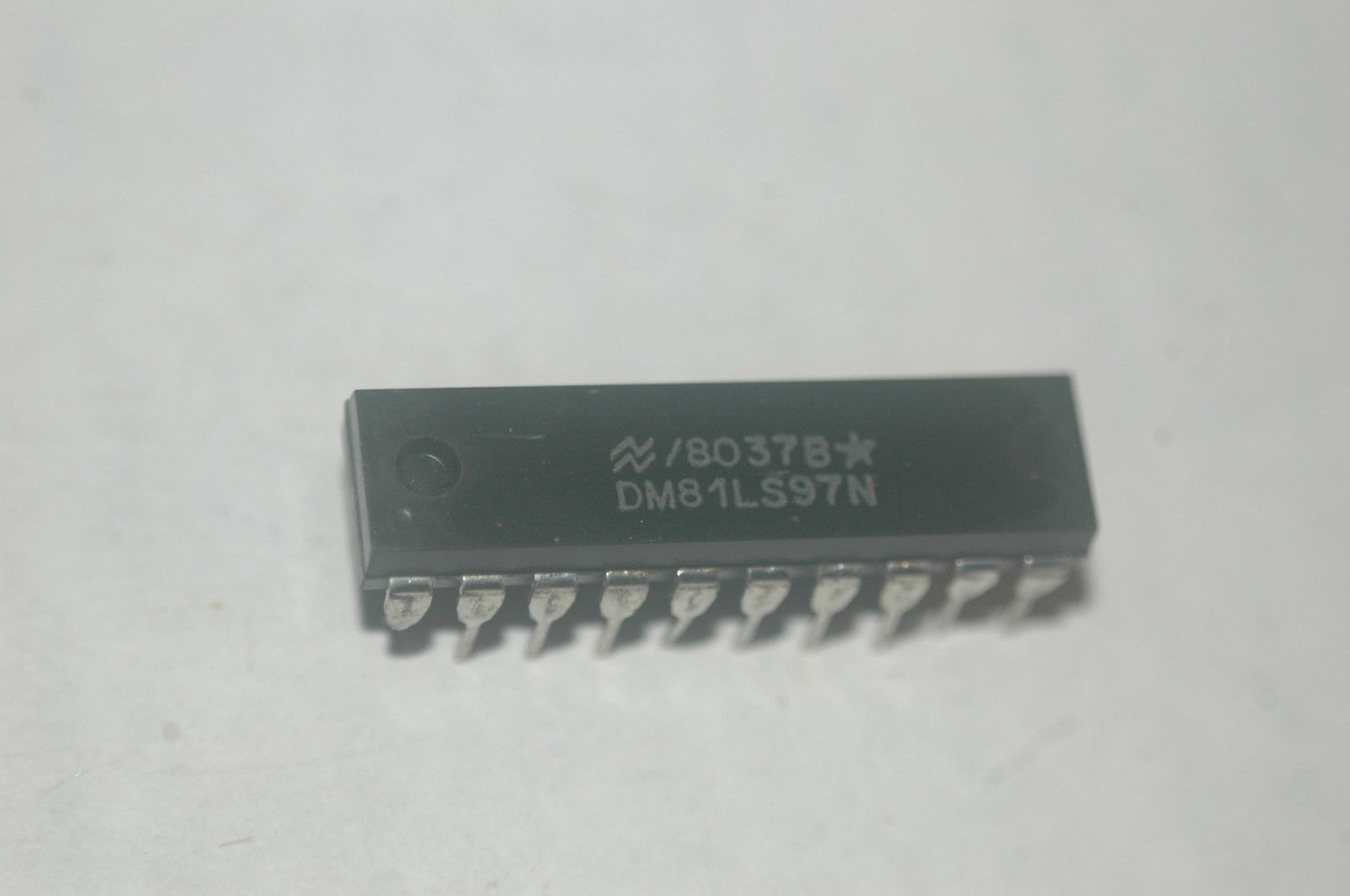 NATIONAL 74AC241SCX 20-Pin SOIC Integrated Circuit 74AC241 Quantity-25 