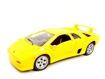 LAMBORGHINI DIABLO YELLOW 1:18 DIECAST MODEL