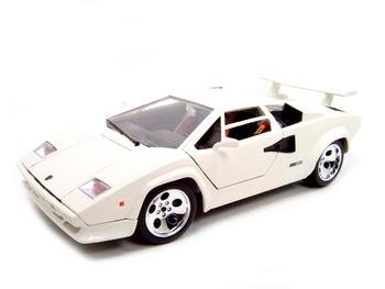 LAMBORGHINI COUNTACH 5000 WHITE 1:18 DIECAST MODEL