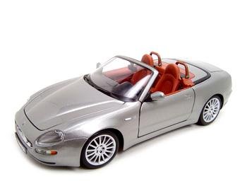 MASERATI GT SPYDER GRAY 1:18 DIECAST MODEL