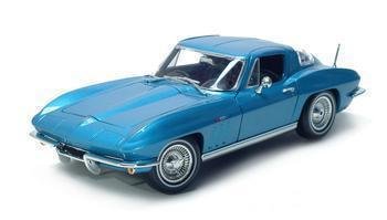 1965 CHEVROLET CORVETTE 1/18 DIECAST MODEL BLUE