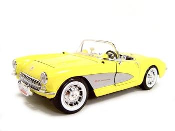 1957 CHEVROLET CORVETTE 1/18 SCALE DIECAST MODEL