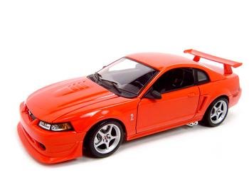 2000 FORD SVT MUSTANG COBRA R RED 1:18 DIECAST MODEL