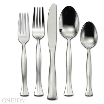 Oneida- Prescott 78pc w Caddy