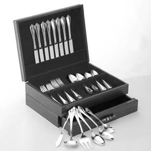 Oneida- King James, 66pc Serv 12, chest