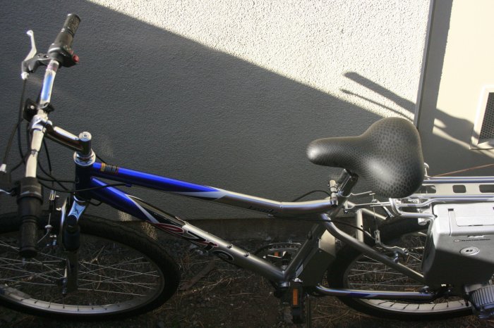 *450Watt*,Electric Comfort Bike, Hybrid, Good Condition