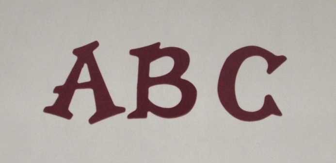 Scrapbooking Sizzix Fun Serif Alphabet - Burgundy