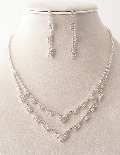 "Opera" Evening Wear Necklace/Earring Set Reg $39.99