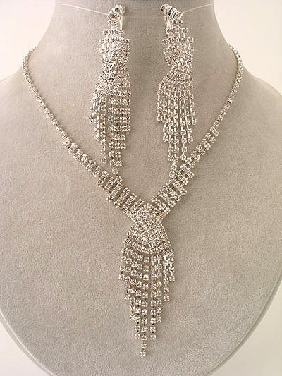 Stunning Twist CZ Necklace/Earring Set - Magnificent $59.99