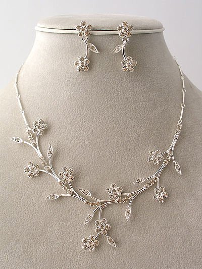 "Bridal Party" Designer Flower Necklace/Earring Set Amber Reg $49.99