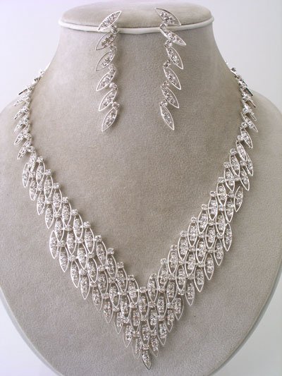 "Fancy" Designer Necklace/Earring Set Reg $47.99