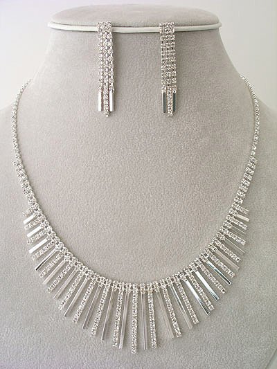 Designer Evening wear Necklace/Earring Set Reg $49.99