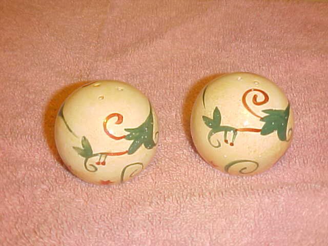 Snowflake Salt and Pepper Set