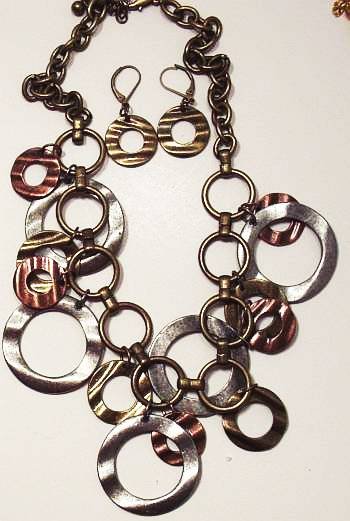 Striking Metal Necklace and Earring Set