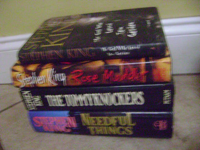 lot of 4 stepphen king books hardcover