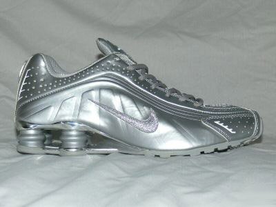 Silver Nike Mens Shox R4 9