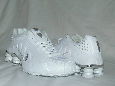 White Nike Mens Shox R4 US 10.5