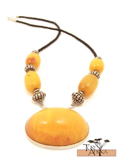 Product ID: 30 Large Yellow Kenyan Amber and Silver Necklace