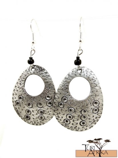 Product ID: 135 Etched Medium Aluminum Egg Shape Earrings W Hole W Black Beads