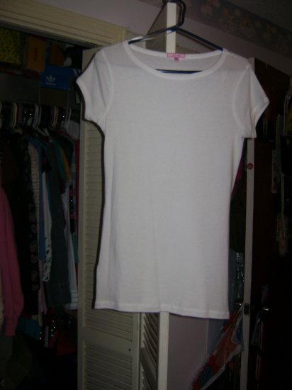 plain white top. size l