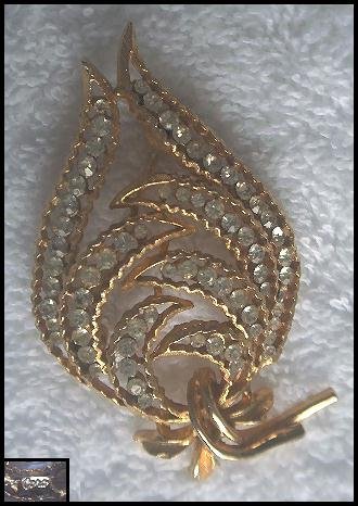 Coro Brooch Clear Stones on Gold Colored Setting