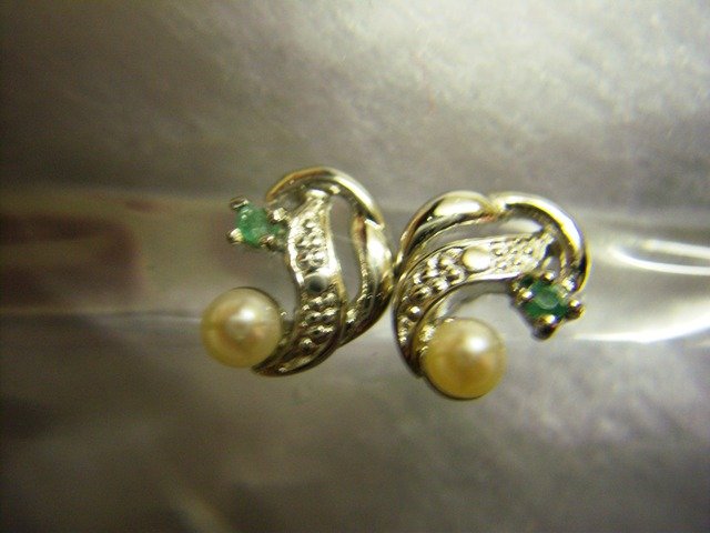 Sterling Emerald & Pearl Earrings