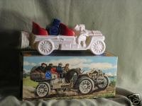 AVON DECANTER 1908 THOMAS FLYER GREAT CONDITION K115