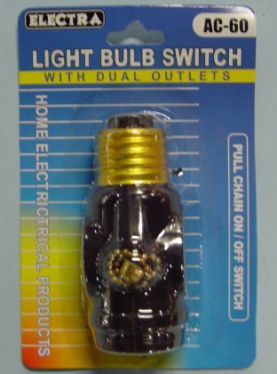 Light Bulb Switch with Dual Outlets