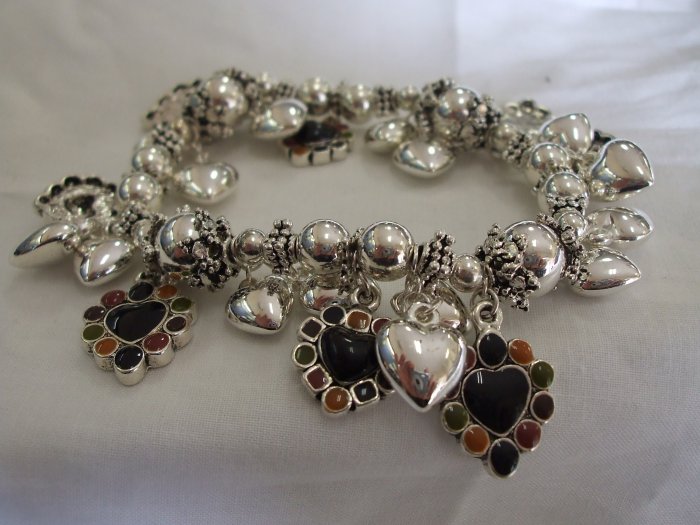 Charm Bracelet with Hearts