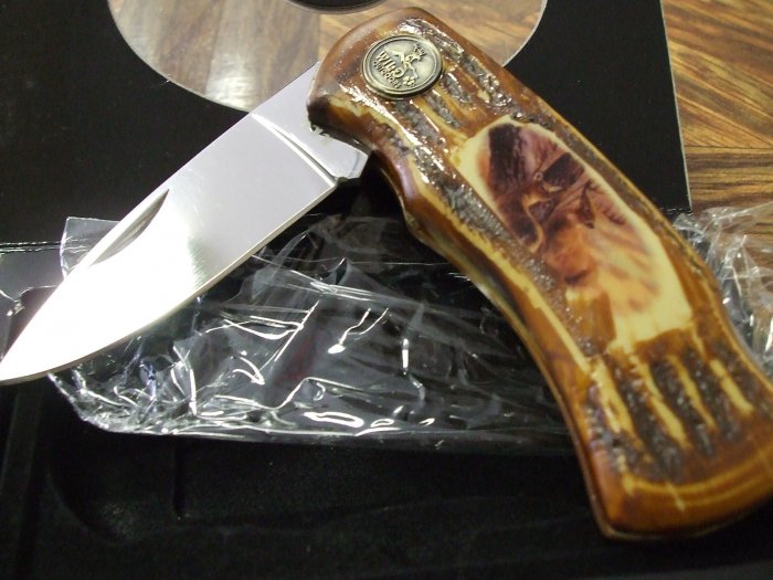 Whitetail Deer Pocket Knife