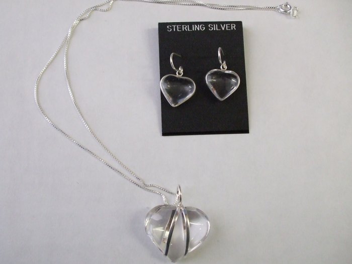 Beautiful Quartz Heart Necklace And Earring Set