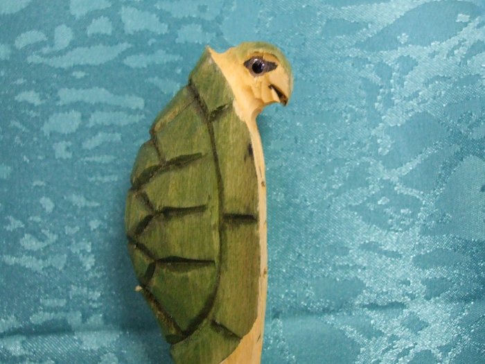 Hand Carved Turtle Pen