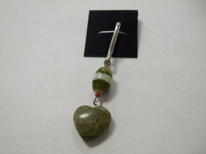 Ukanite Heart Zipper Dangle HandCrafted