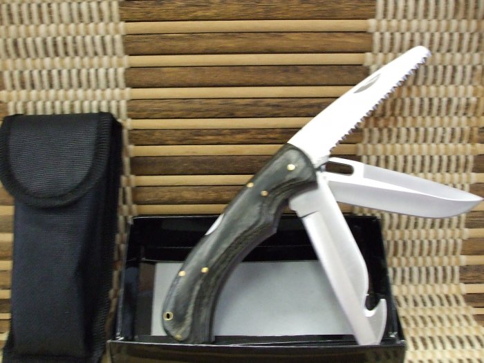 Valor Three Blade Knife