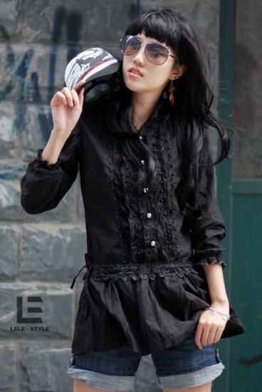 R16003 Black Lacy detailing Blouse